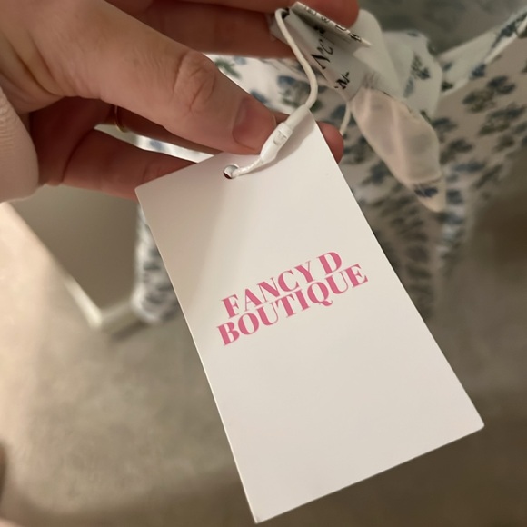 FANCY D TENNIS DRESS - Picture 3 of 4